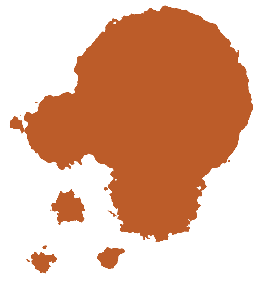 Ramona Teschner trägt eine leuchtend gelbe Jacke und beugt sich leicht über einen stehenden Dalmatiner mit Zuggeschirr um den richtigen Sitz zu prüfen. Bild von Carolin Jütz